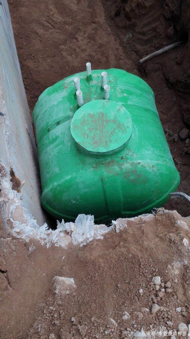 瓷砖水池漏水用什么补漏好呢(瓷砖水池漏水用什么方法可以修补)