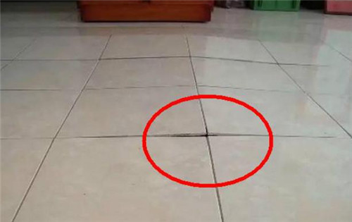 地板砖翘起来了怎么修复视频解决(地板砖翘起来了怎么修复视频解决图片) 地板砖翘起来了怎么修复视频解决(地板砖翘起来了怎么修复视频解决图片)